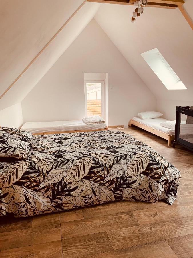 Charmante Maison A Deux Pas De La Mer Gouville-sur-Mer Экстерьер фото
